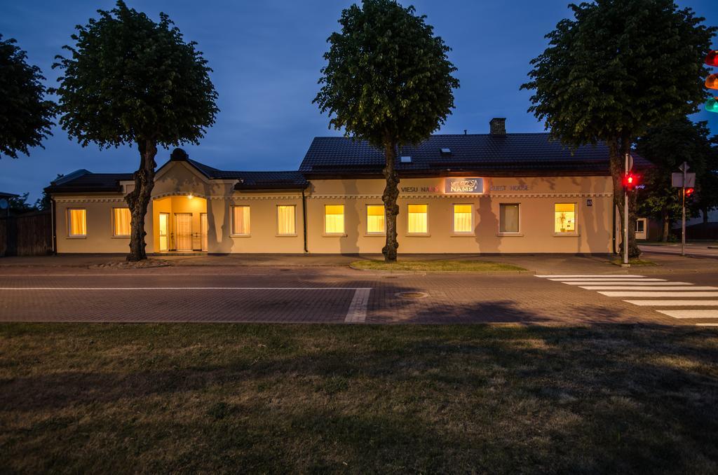 Veldzes Nams Hotel Ventspils Exterior photo